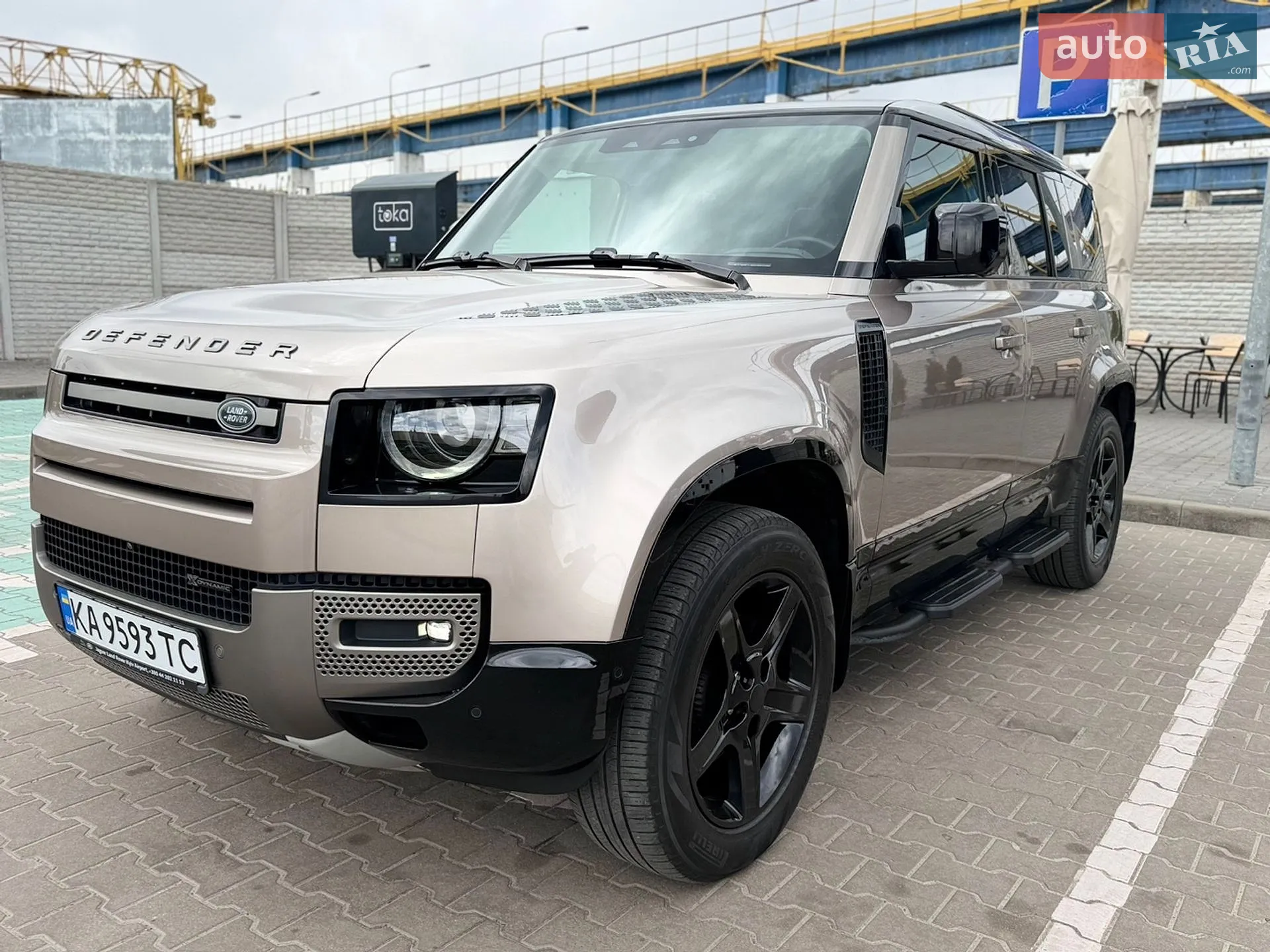 Land Rover Defender 2022 VIN SALEA7BW5P2179561 фото оголошення 31 з 49