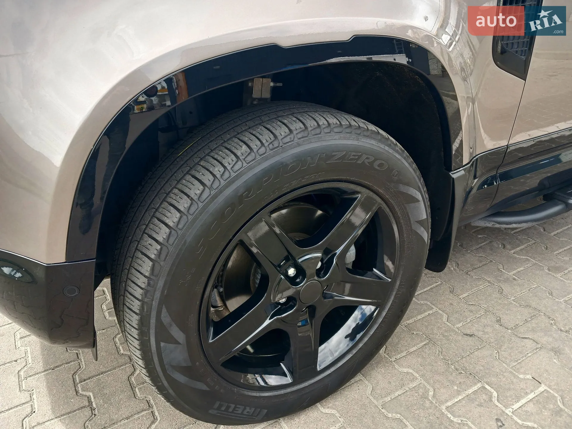 Land Rover Defender 2022 VIN SALEA7BW5P2179561 фото оголошення 40 з 49