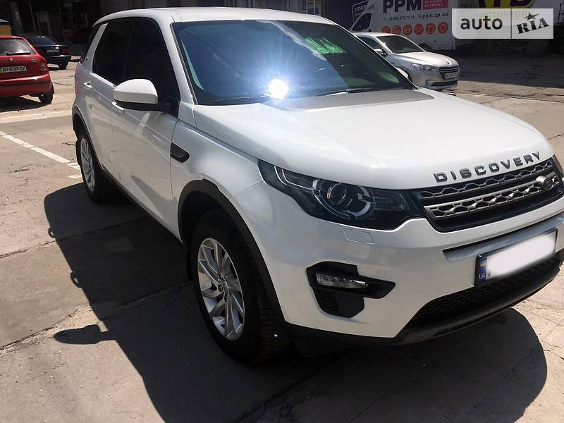 Land Rover Discovery Sport 2016 года