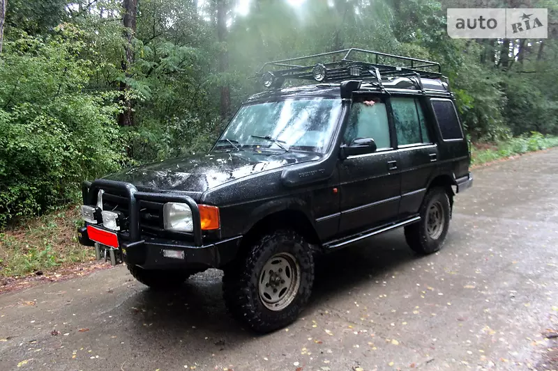 land-rover_discovery__197938826fx.webp