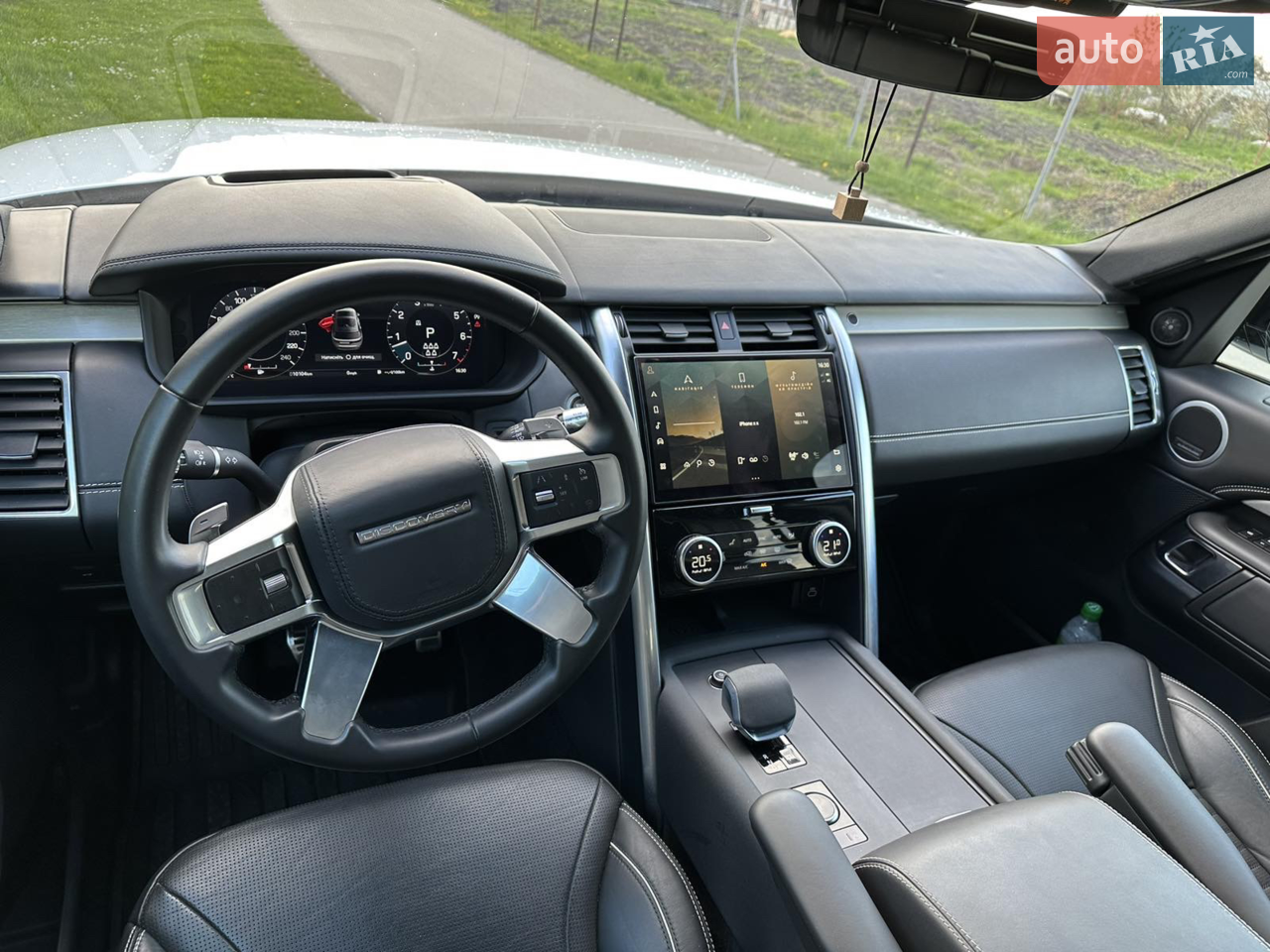2021 Land Rover Discovery - мініатюра 5