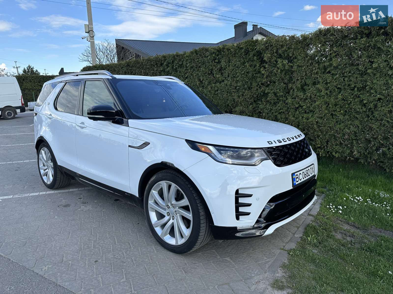 2021 Land Rover Discovery - мініатюра 3