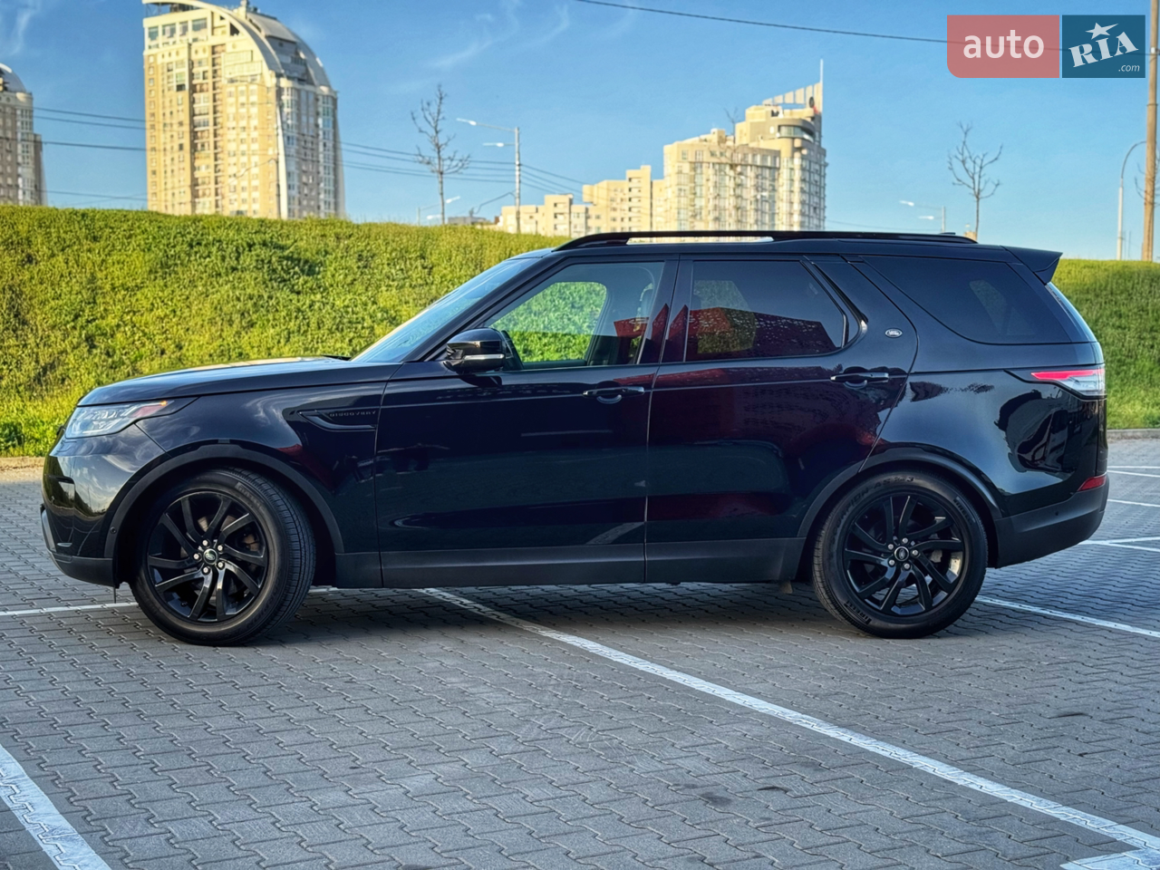 2018 Land Rover Discovery - мініатюра 3