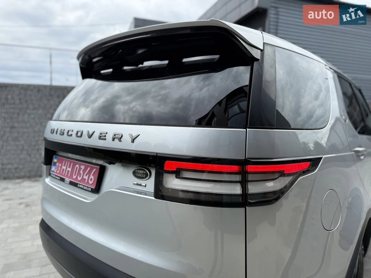 2018 Land Rover Discovery - мініатюра 4