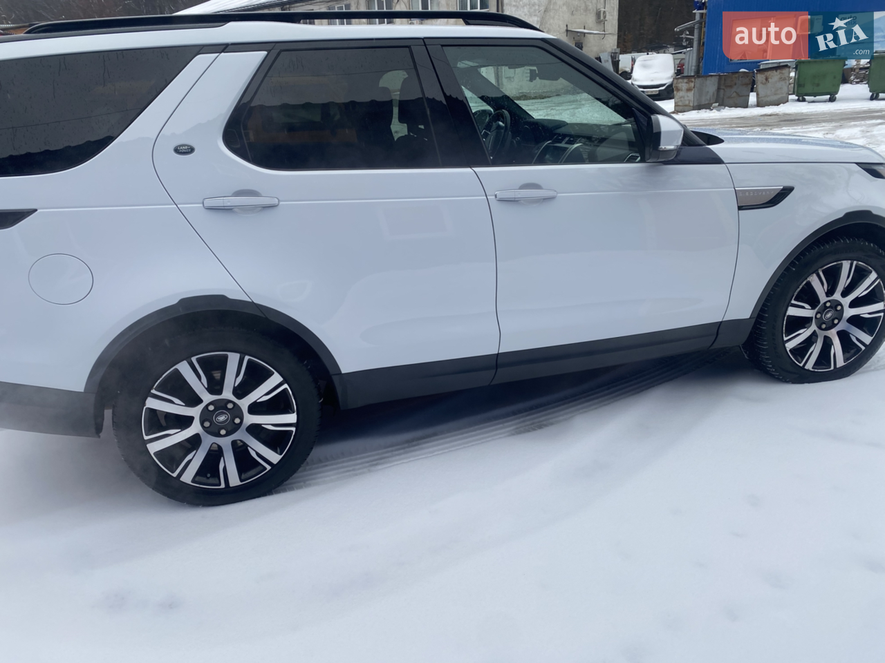 2017 Land Rover Discovery - мініатюра 2