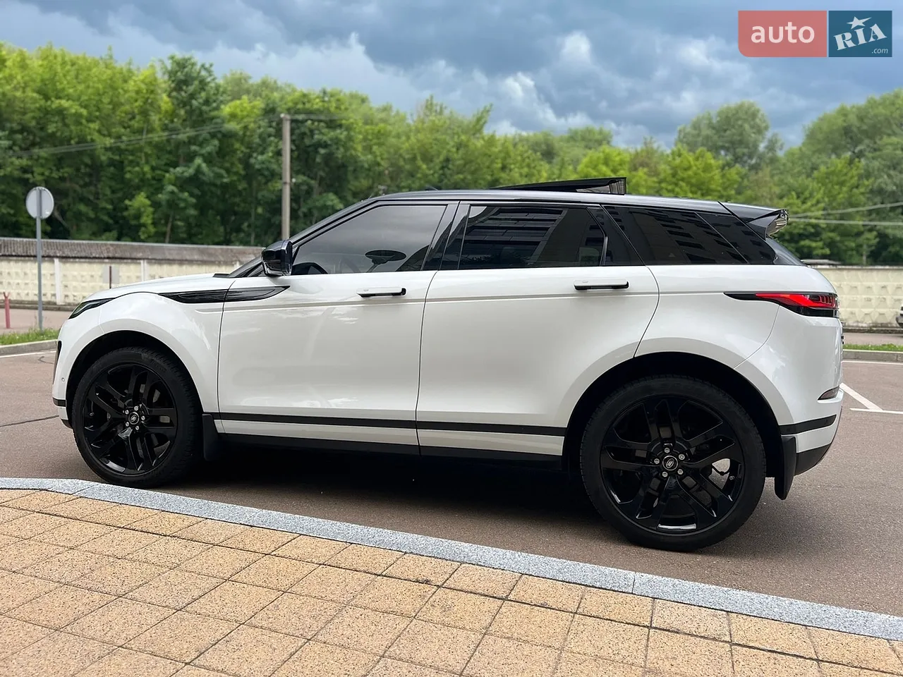 2020 Land Rover Range Rover Evoque - мініатюра 3
