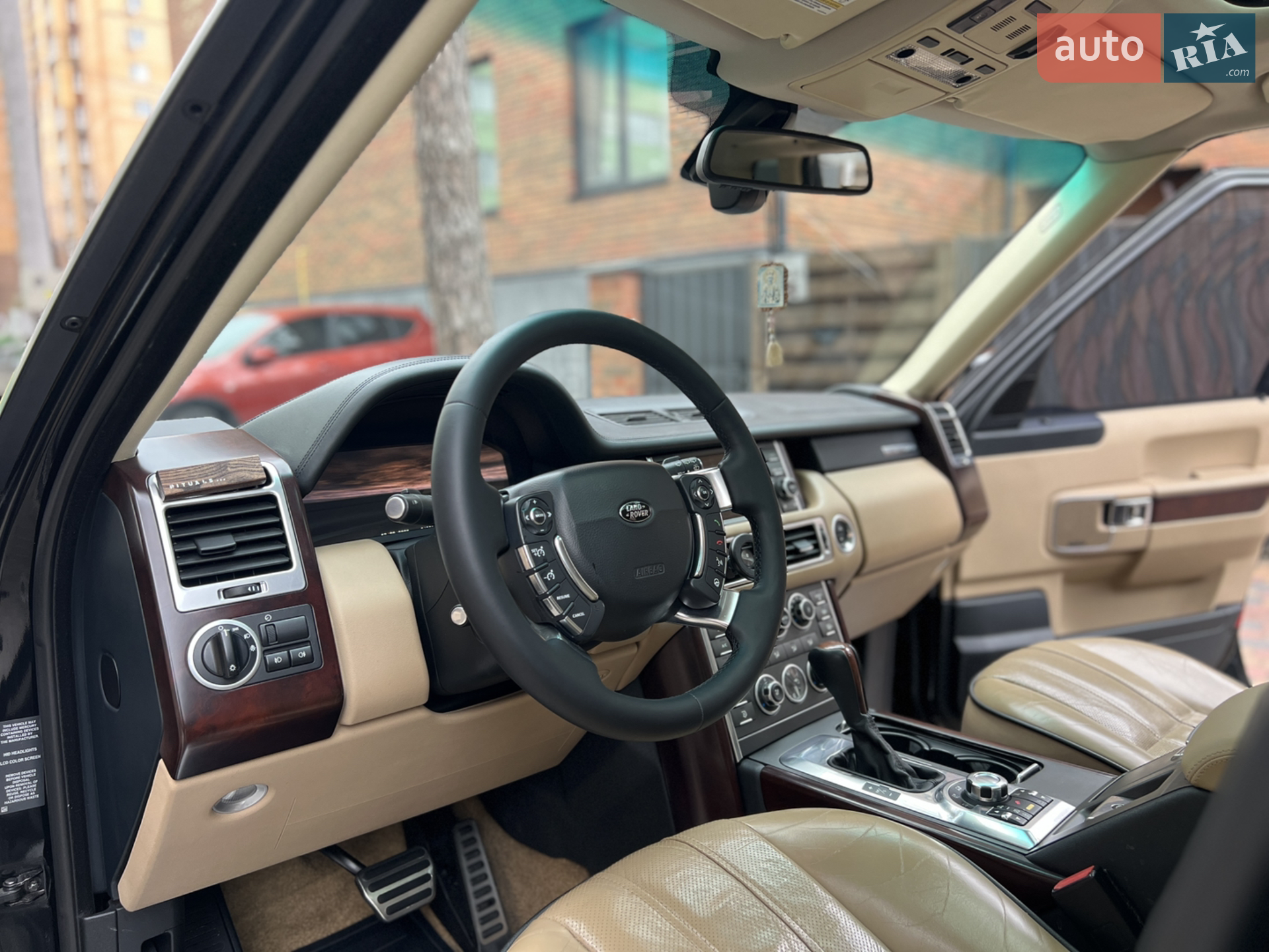 Land Rover Range Rover 2010 VIN SALMF1E49AA316261 фото оголошення 32 з 60