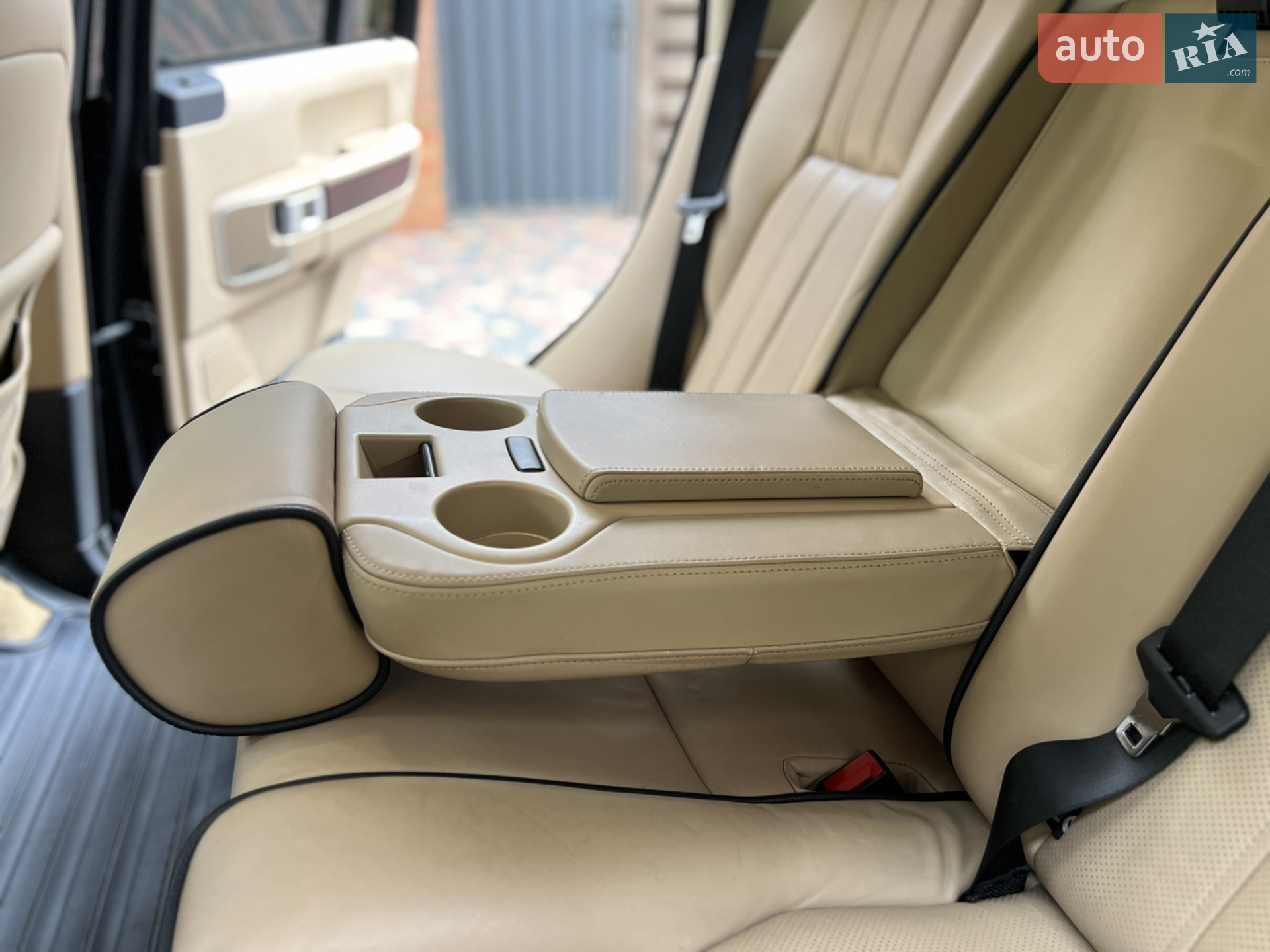 Land Rover Range Rover 2010 VIN SALMF1E49AA316261 фото оголошення 39 з 60