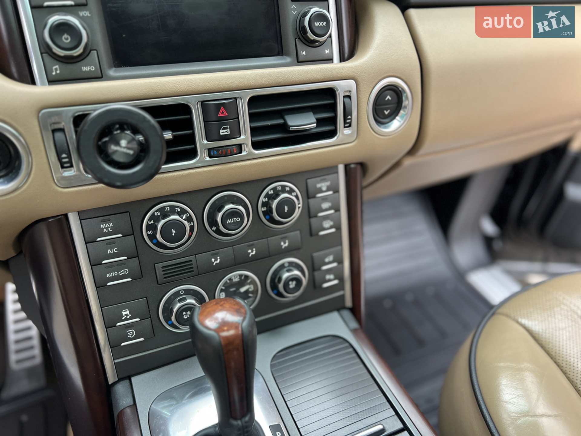 Land Rover Range Rover 2010 VIN SALMF1E49AA316261 фото оголошення 55 з 60