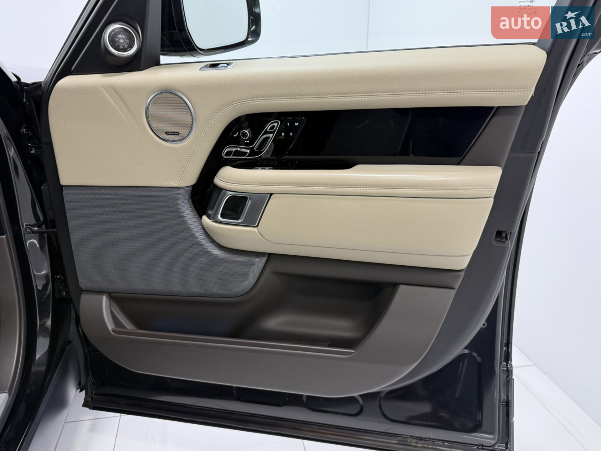 Land Rover Range Rover 2021 VIN SALGS5SE0MA451503 фото оголошення 31 з 39