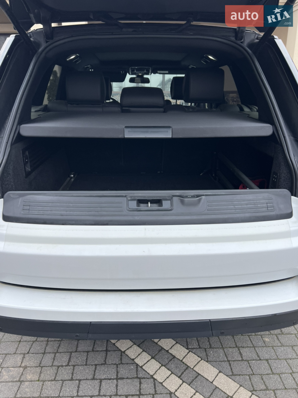 2016 Land Rover Range Rover - мініатюра 4