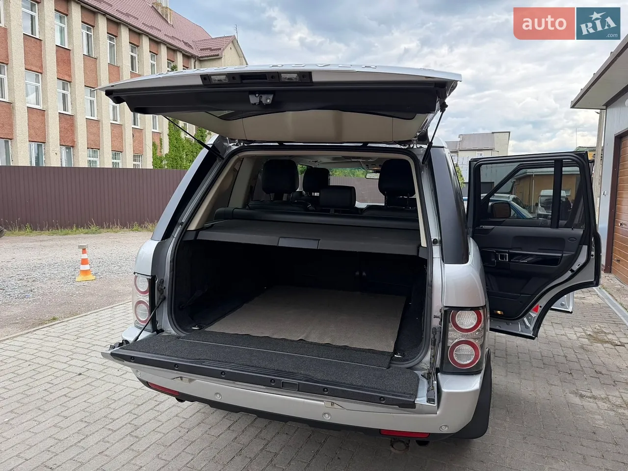 2012 Land Rover Range Rover - мініатюра 5