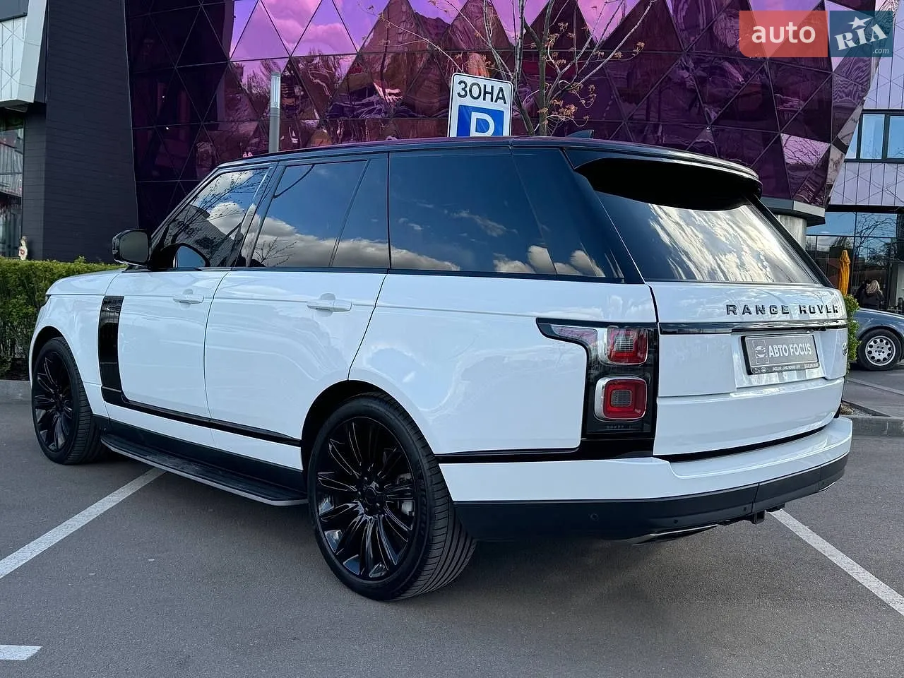 2018 Land Rover Range Rover - мініатюра 5
