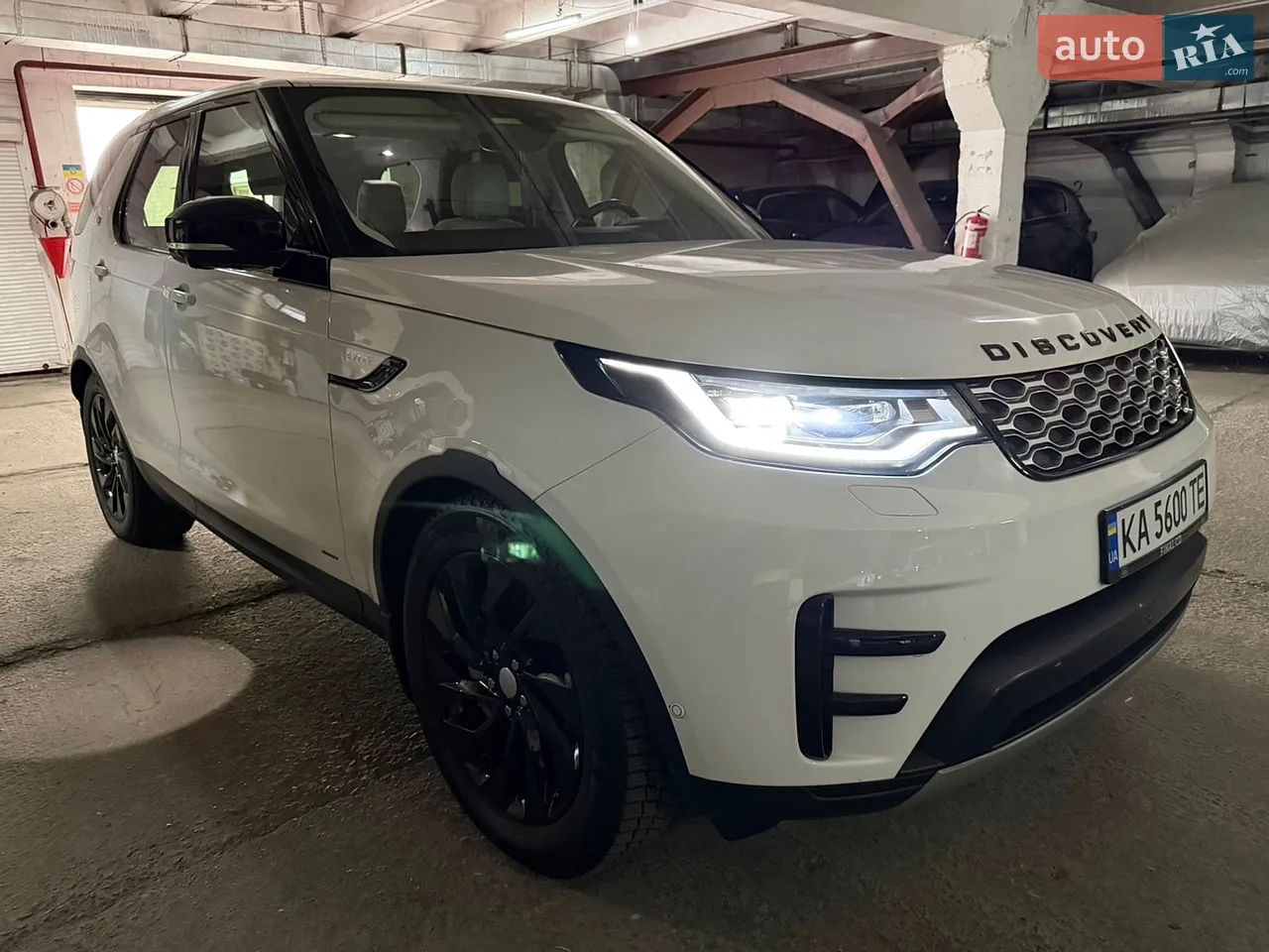 2021 Land Rover Discovery - фото 1