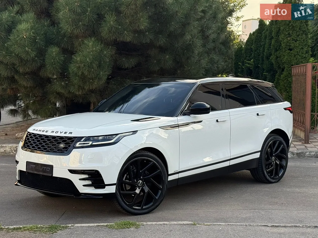 2017 Land Rover Range Rover Velar - фото 1