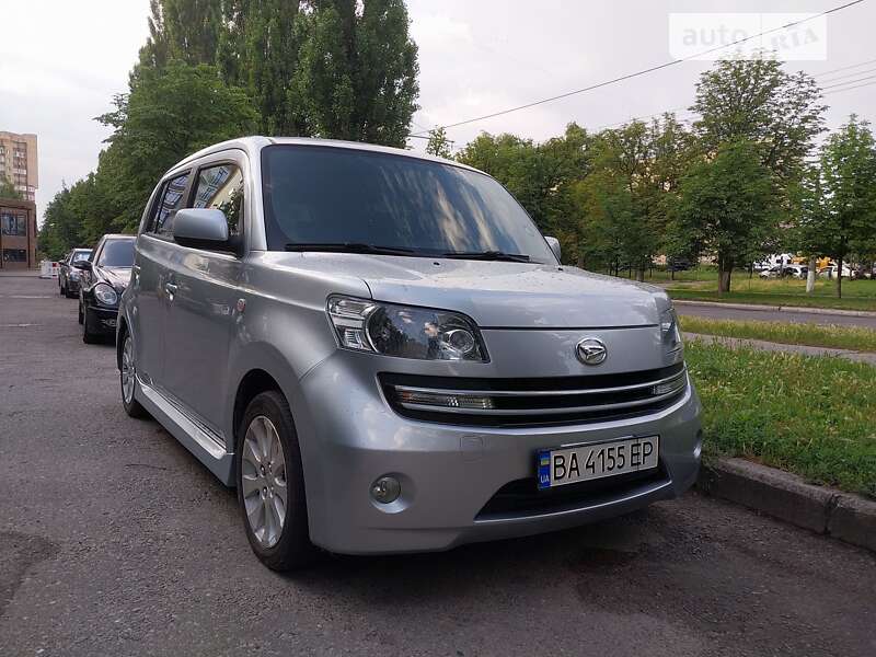 Універсал Daihatsu