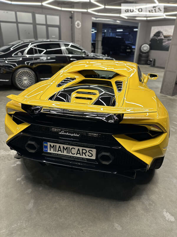 Купе Lamborghini