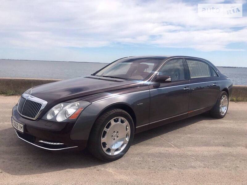 Седан Maybach