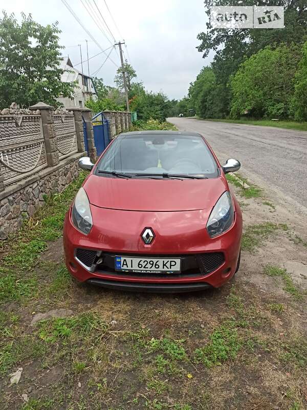 Родстер Renault