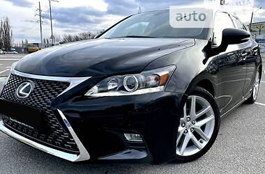 Lexus CT  2015