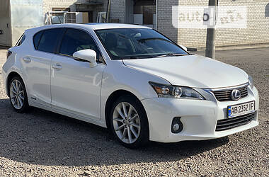 Lexus CT  2013