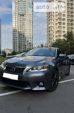 Lexus CT  2012