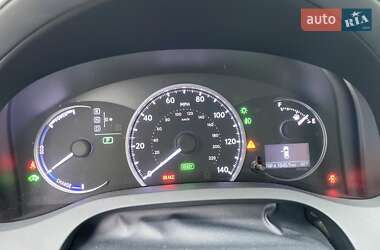 Хэтчбек Lexus CT 2012 в Киеве