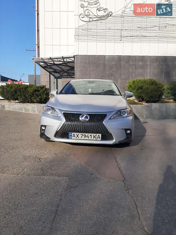 Lexus CT 200H 2012 року в Харкові