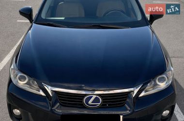 Lexus CT  2011