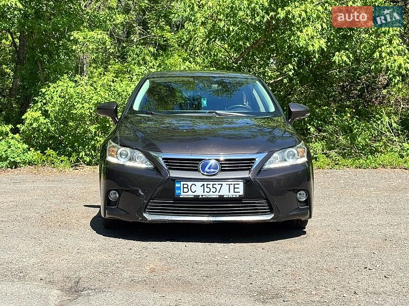Хэтчбек Lexus CT 2014 в Киеве
