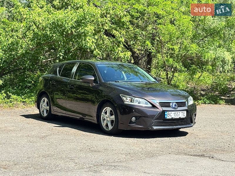 Хэтчбек Lexus CT 2014 в Киеве