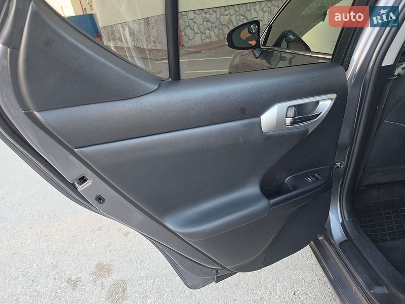 Хетчбек Lexus CT 2012 в Тернополі фото 20 Хетчбек Lexus CT 2012 в Тернополі