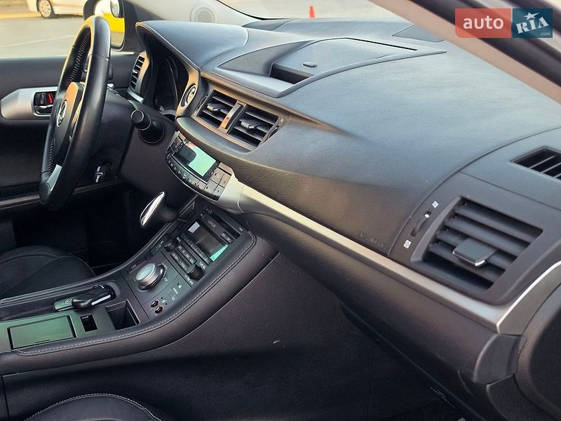 Хетчбек Lexus CT 2012 в Тернополі фото 31 Хетчбек Lexus CT 2012 в Тернополі