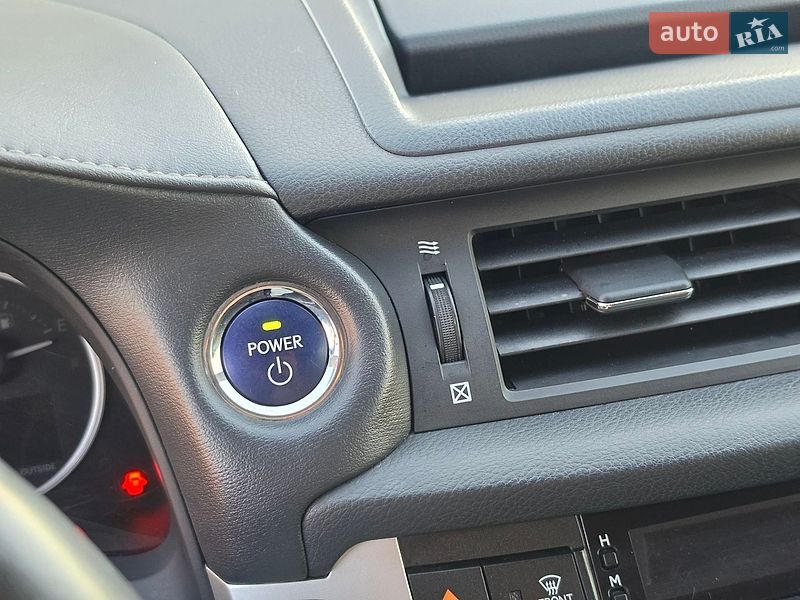 Хетчбек Lexus CT 2012 в Тернополі фото 32 Хетчбек Lexus CT 2012 в Тернополі