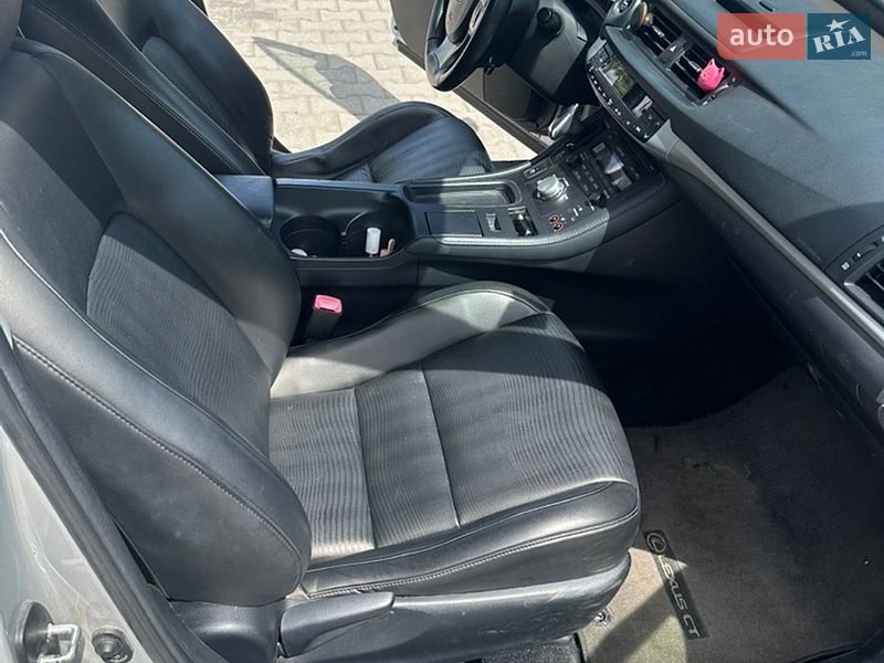 Хэтчбек Lexus CT 2012 в Ужгороде фото 11 Хэтчбек Lexus CT 2012 в Ужгороде
