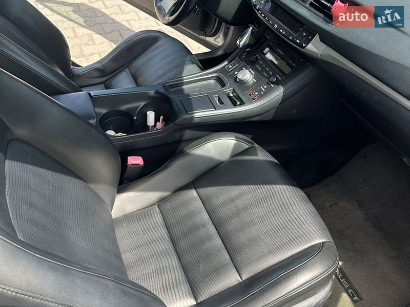 Хэтчбек Lexus CT 2012 в Ужгороде фото 12 Хэтчбек Lexus CT 2012 в Ужгороде