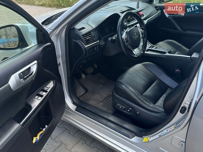 Хэтчбек Lexus CT 2012 в Ужгороде фото 15 Хэтчбек Lexus CT 2012 в Ужгороде