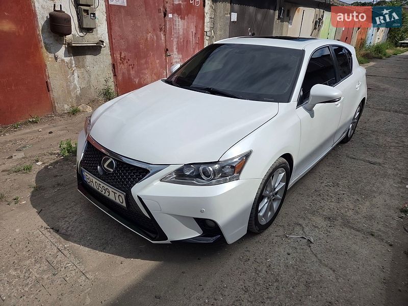 Хэтчбек Lexus CT 2012 в Одессе