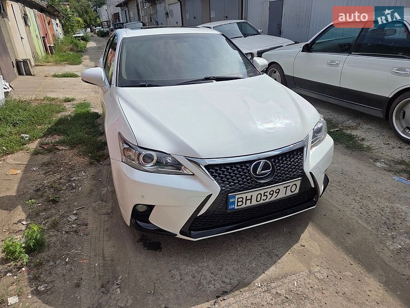 Хэтчбек Lexus CT 2012 в Одессе