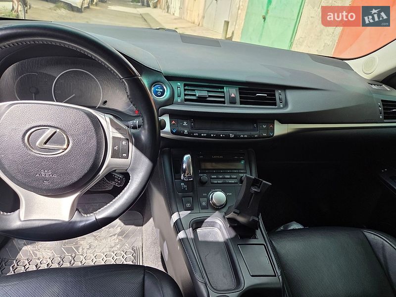 Хэтчбек Lexus CT 2012 в Одессе