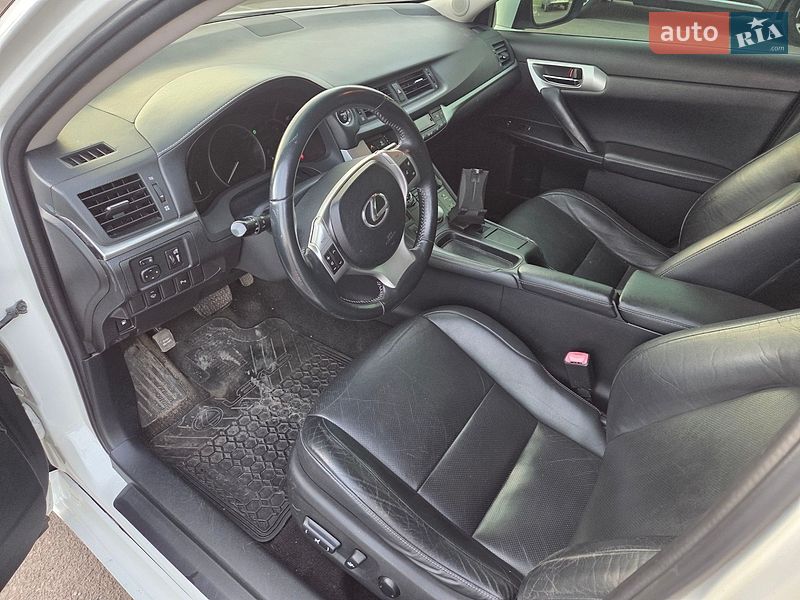 Хэтчбек Lexus CT 2012 в Одессе