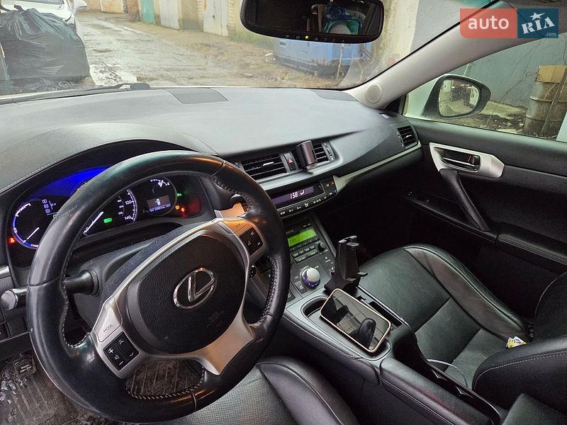 Хэтчбек Lexus CT 2012 в Одессе