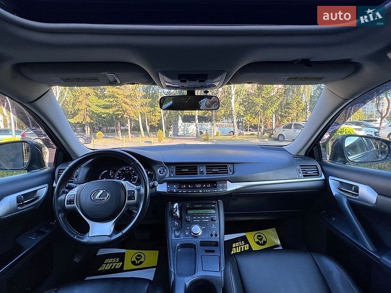 Хэтчбек Lexus CT 2011 в Львове