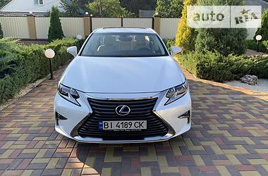 Lexus ES  2017