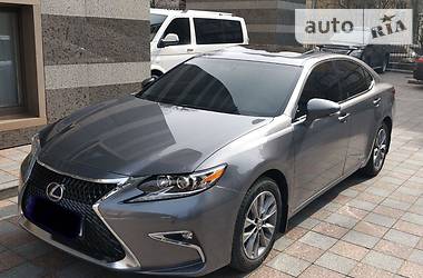 Lexus ES  2015