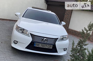 Lexus ES  2013