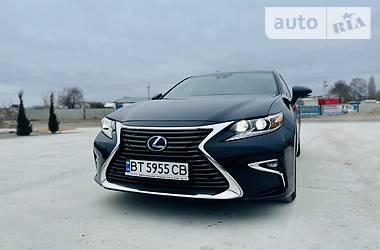 Lexus ES  2015