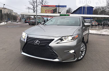 Lexus ES Premium 2016