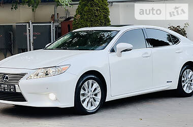 Lexus ES Luxury  2012