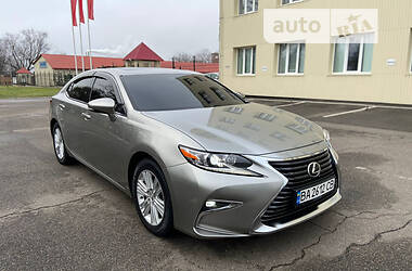 Lexus ES  2014